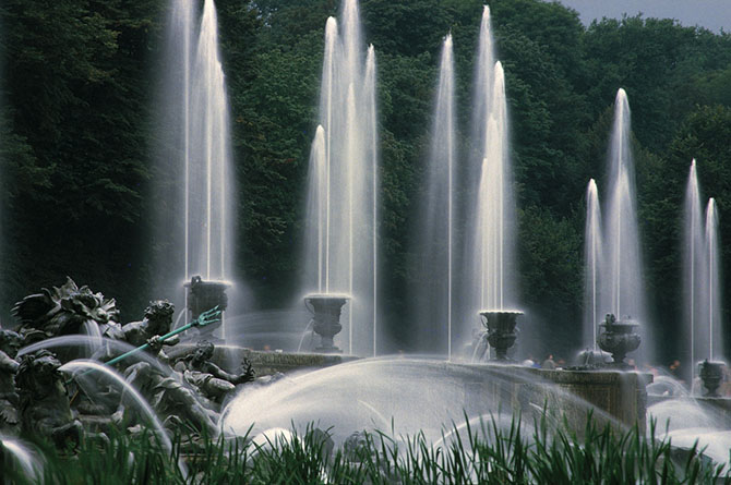 Les fontaines de Versailles nécessitent des débits d’eau gigantesques - © GGE